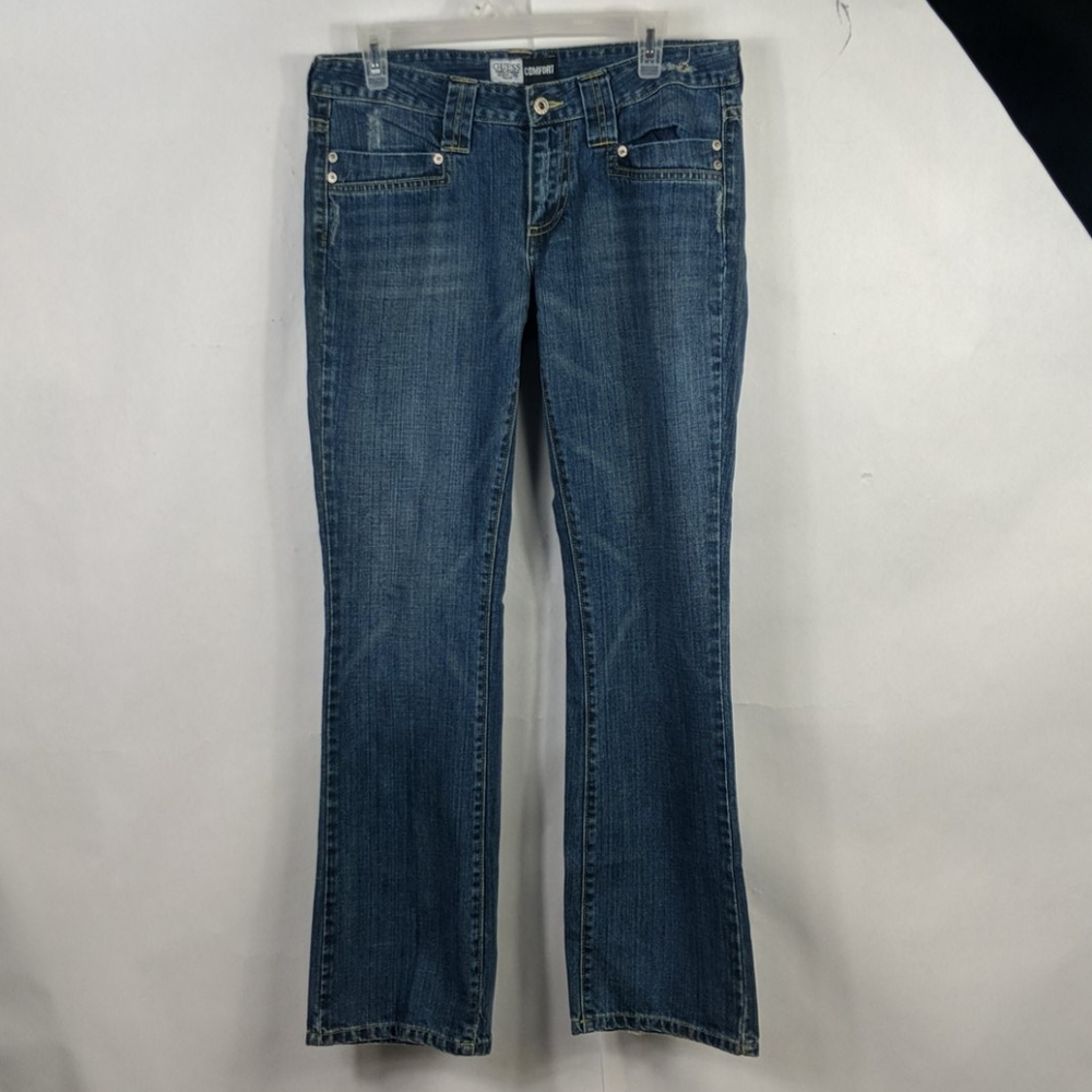 Guess comfort women's denim jeans distressed 30